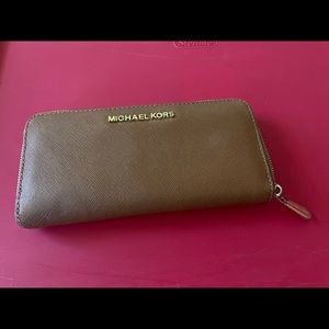 Michael Kors Leather Continental Wallet Acorn